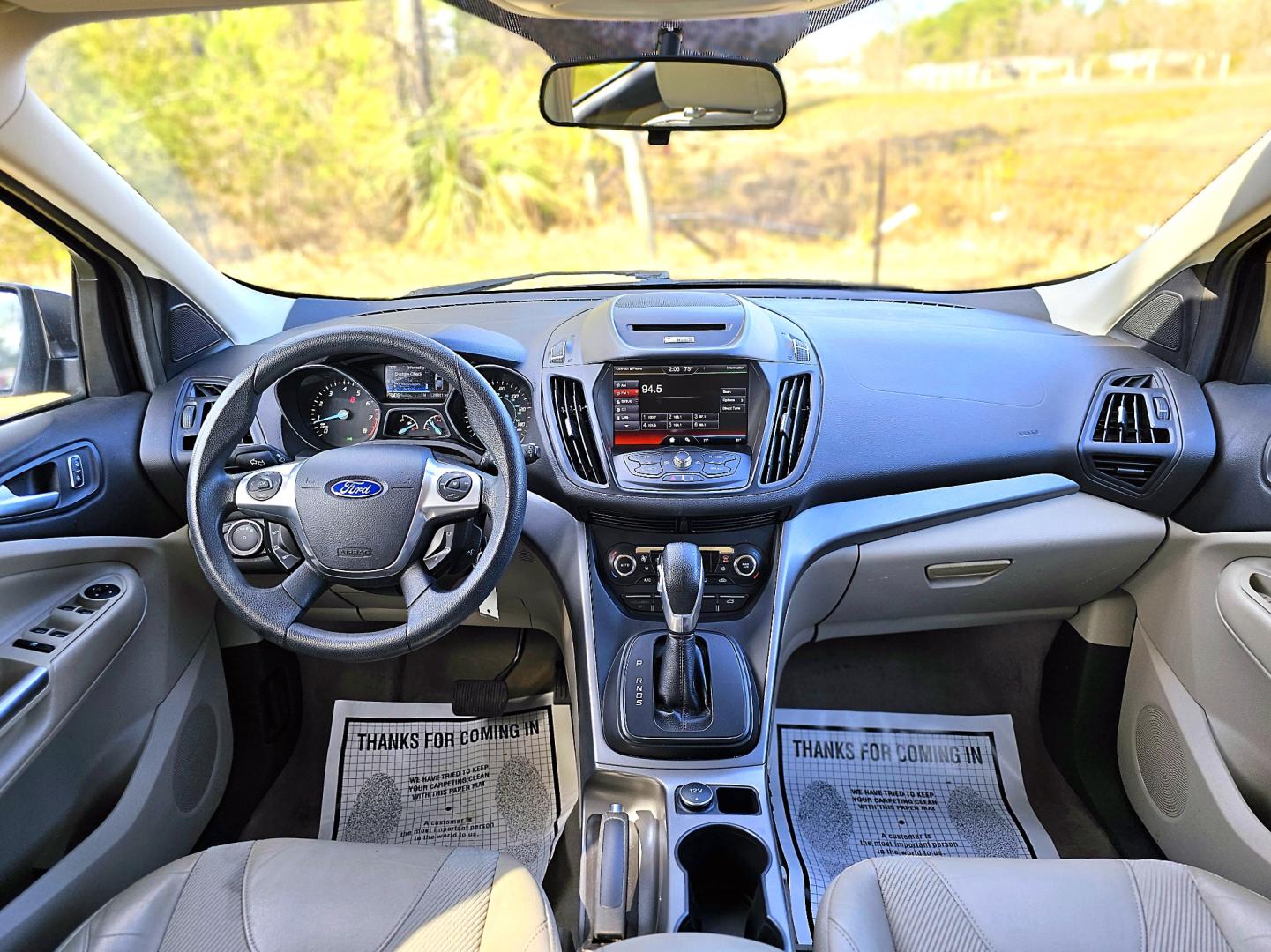 2014 WHITE Ford Escape SE FWD (1FMCU0G98EU) with an 2.0L L4 DOHC 16V engine, 6-Speed Automatic transmission, located at 18001 Kellogg Rd, Saucier, MS, 39574, (228) 832-1441, 39.421459, -76.641457 - Photo#10